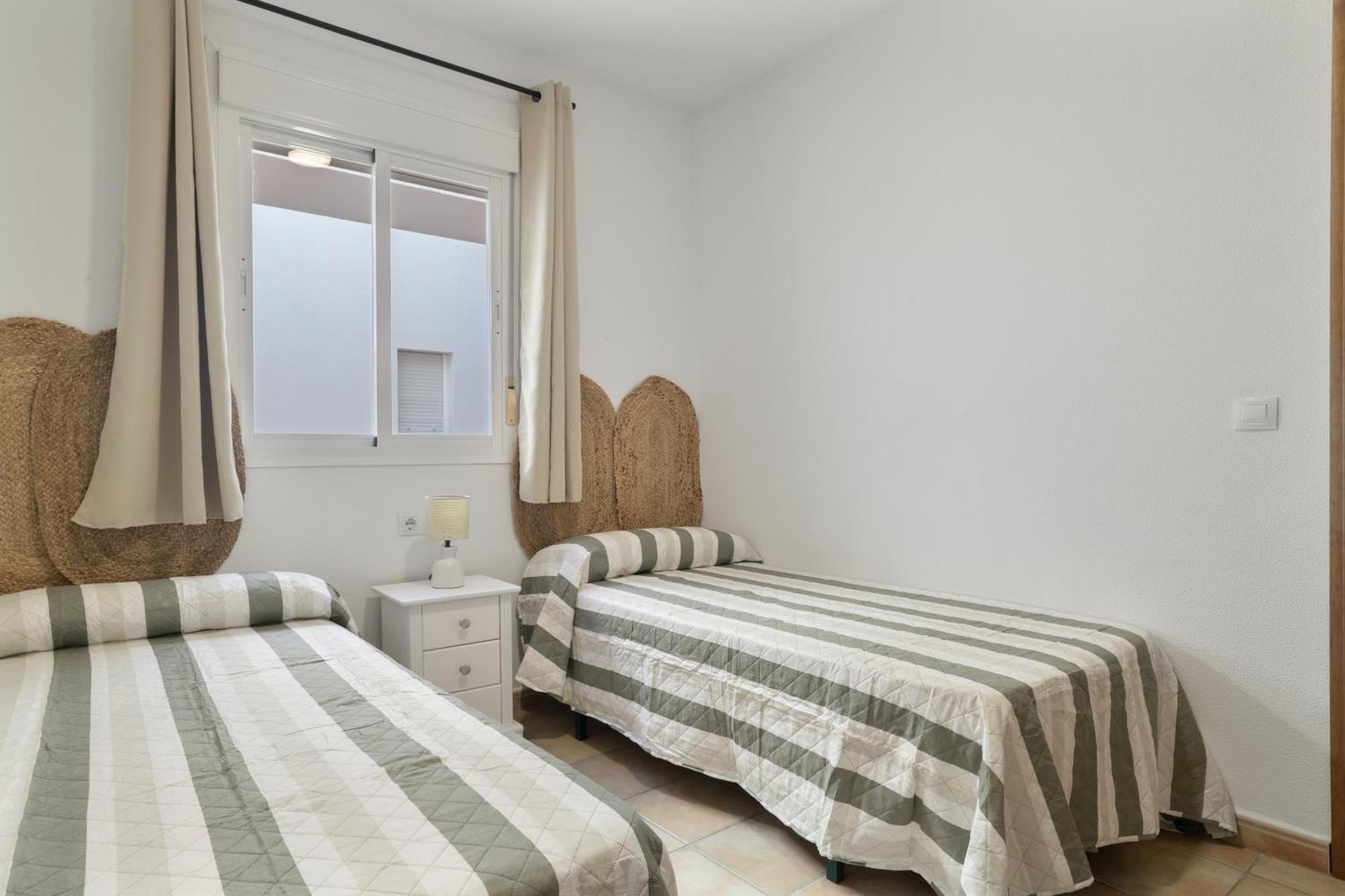 Apartamento Perez Zara 5 科尼尔-德拉弗龙特拉 外观 照片